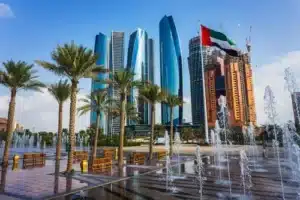 ما هي أكبر إمارة في الإمارات العربية المتحدة